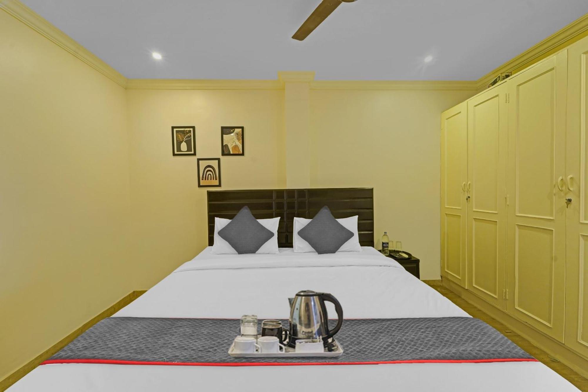 Townhouse Fantasea Hotels Near Omr Madras Buitenkant foto